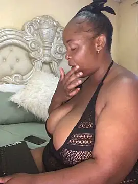 Snapshot of KINKYBOOTI22 chatting on April 2026 05:07:02 AM KINKYBOOTI22 online show from April 2026 05:07:02 AM