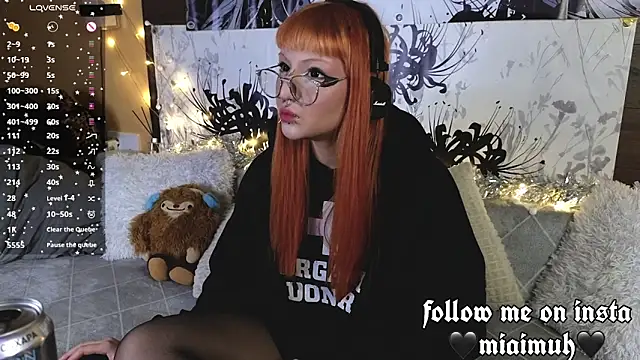 mia  yui online show from January 2026 11:31:01 PM