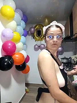 stivenlujan69 online show from October 2025 03:07:01 AM