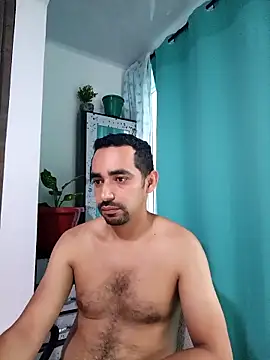 stivenlujan69 online show from January 2026 10:58:02 PM