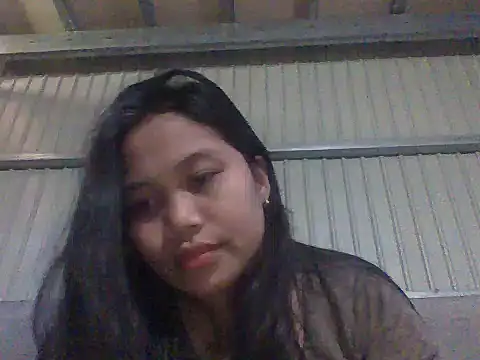 Veeluna16 online show from December 2025 11:45:01 PM