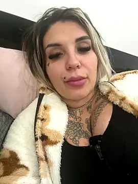 Princess-Jasmine07 online show from December 2025 05:40:02 PM