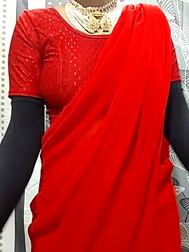 Snapshot of angelcam4 chatting on November 2025 04:53:01 PM angelcam4 online show from November 2025 04:53:01 PM