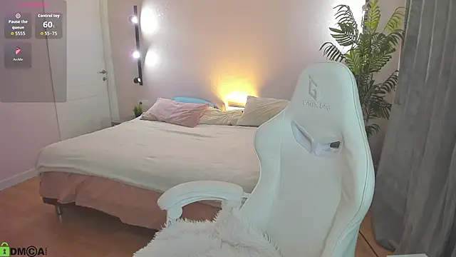 Marie Ellie online show from February 2026 01:44:02 AM