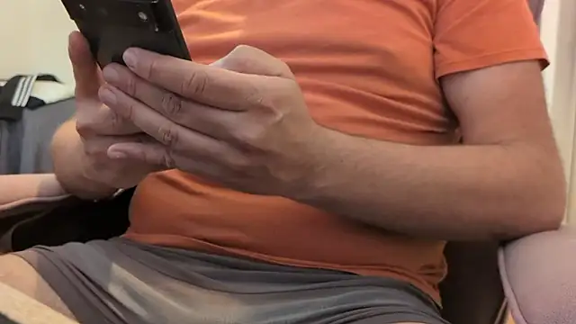 Jonpol74  online show from April 2026 11:19:02 AM