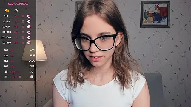 JoanBaggott online show from September 2025 08:31:01 PM