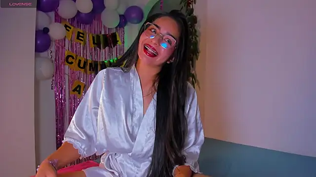 latingabby online show from November 2025 09:37:01 PM