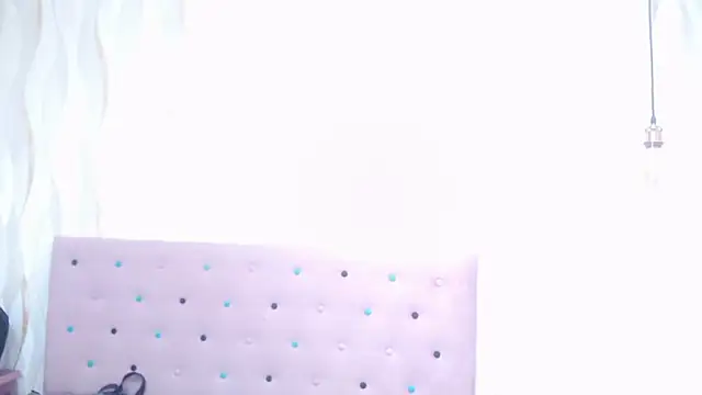 Snapshot of Naomi_Braunx chatting on June 2026 01:48:02 PM Naomi Braunx online show from June 2026 01:48:02 PM