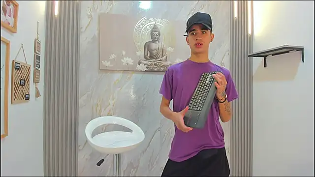 Snapshot of TWINKS_BOYS1 chatting on January 2026 07:26:01 PM TWINKS BOYS1 online show from January 2026 07:26:01 PM