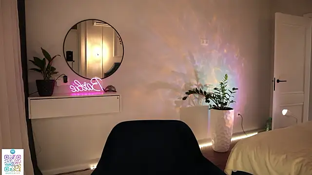 Katherinepinke online show from February 2026 06:19:01 PM