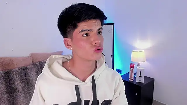 Dulcey  online show from September 2025 06:04:02 AM