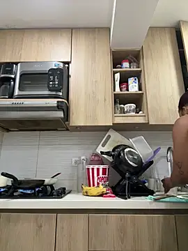  Zahara  online show from March 2026 11:28:02 PM