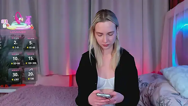 EllaBloom online show from February 2026 02:48:02 PM