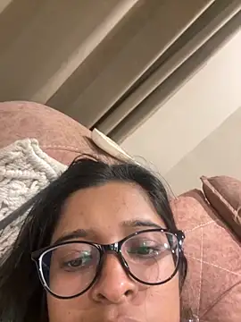 desitease online show from October 2025 06:51:01 PM