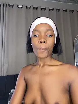 prettydollyy online show from April 2026 09:24:01 AM