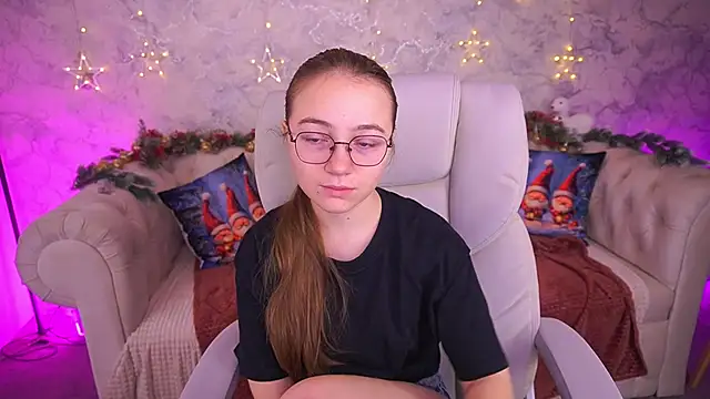 ArrinaWairr online show from January 2026 08:49:01 AM