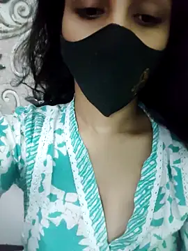 Snapshot of Zoya_G chatting on February 2026 08:21:01 PM Zoya G online show from February 2026 08:21:01 PM