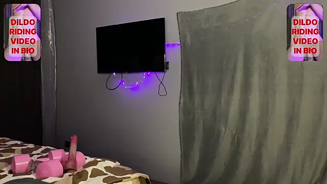 Snapshot of miss_ssaki chatting on April 2026 03:28:01 PM miss ssaki online show from April 2026 03:28:01 PM