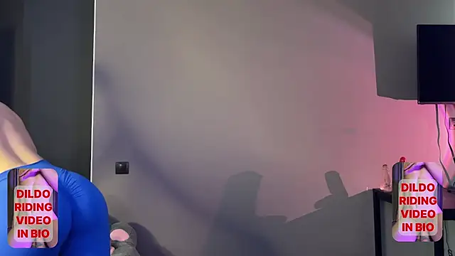 Snapshot of miss_ssaki chatting on April 2026 02:12:01 PM miss ssaki online show from April 2026 02:12:01 PM