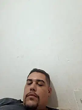 feehzungi0000 online show from February 2026 12:28:02 AM