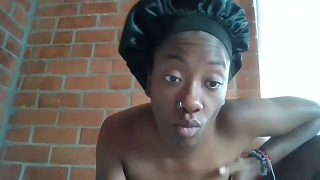 DarkHoneyy online show from February 2026 03:54:01 PM