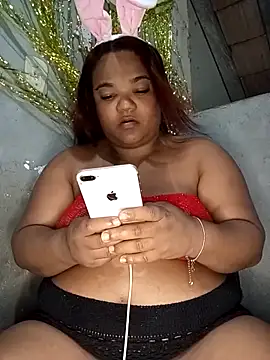 melcarioca1111 online show from April 2026 07:22:01 PM