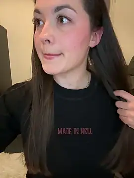 liloush   online show from April 2026 08:39:01 PM