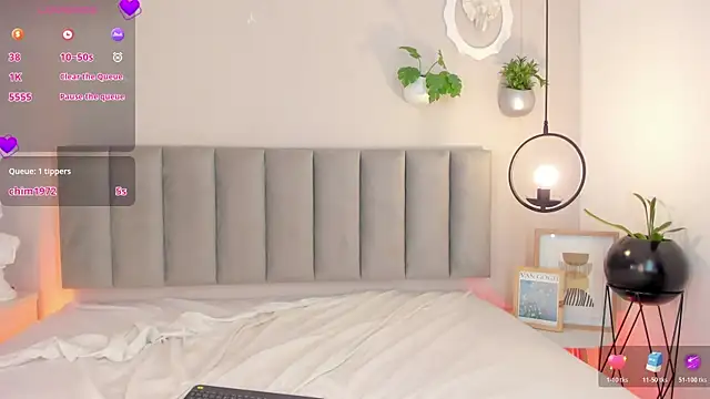 Tina curly online show from April 2026 07:58:01 PM