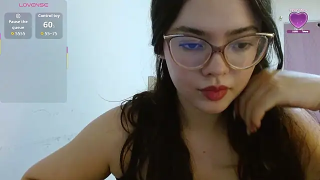 Snapshot of Valentina2390 chatting on August 2026 12:21:01 AM Valentina2390 online show from August 2026 12:21:01 AM