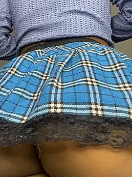 Rousevans  online show from November 2025 04:15:02 AM