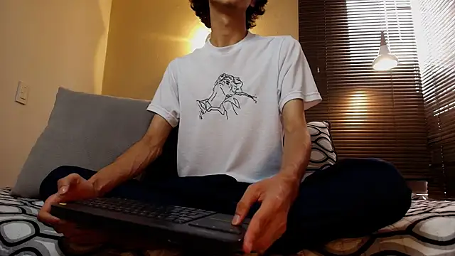 Lucian Morel S online show from November 2025 12:16:01 PM