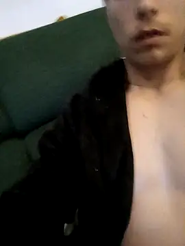 Snapshot of cameron334 chatting on September 2025 05:10:02 AM cameron334 online show from September 2025 05:10:02 AM