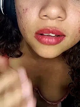 Violethroos online show from February 2026 02:08:02 AM