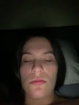 Mineirinhajuju online show from November 2025 05:17:02 AM