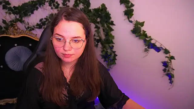 SophieDreamss online show from November 2025 02:28:02 PM