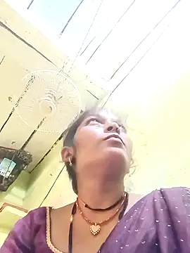 Snapshot of Samiya-143 chatting on September 2025 06:41:01 AM Samiya-143 online show from September 2025 06:41:01 AM
