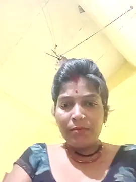 Snapshot of Samiya-143 chatting on October 2025 04:15:02 PM Samiya-143 online show from October 2025 04:15:02 PM