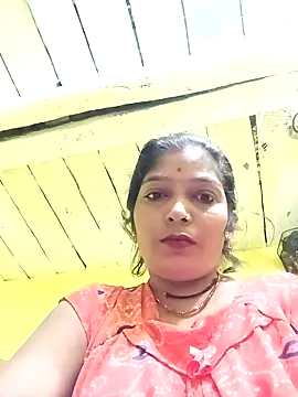 Snapshot of Samiya-143 chatting on November 2025 11:40:01 PM Samiya-143 online show from November 2025 11:40:01 PM