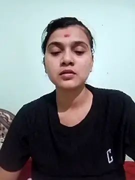 Snapshot of Kavya-Tiwari chatting on June 2026 06:26:01 AM Kavya-Tiwari online show from June 2026 06:26:01 AM