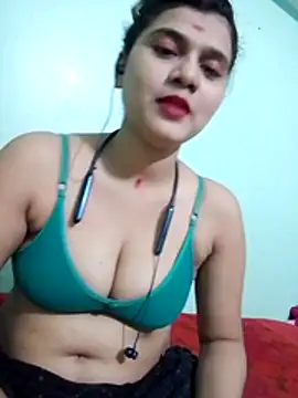 Snapshot of Kavya-Tiwari chatting on June 2026 06:01:02 PM Kavya-Tiwari online show from June 2026 06:01:02 PM