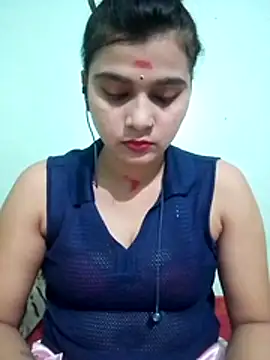 Snapshot of Kavya-Tiwari chatting on June 2026 05:39:02 PM Kavya-Tiwari online show from June 2026 05:39:02 PM