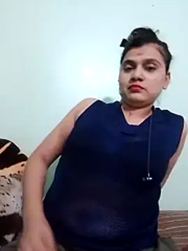 Snapshot of Kavya-Tiwari chatting on June 2026 10:18:01 AM Kavya-Tiwari online show from June 2026 10:18:01 AM