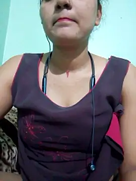 Snapshot of Kavya-Tiwari chatting on June 2026 05:41:01 PM Kavya-Tiwari online show from June 2026 05:41:01 PM