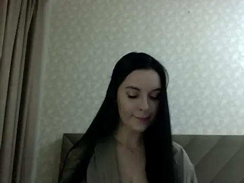 Lulii24 online show from October 2025 12:44:01 AM