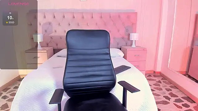 AdharaSweet1  online show from February 2026 05:13:02 AM