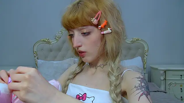 MistyMarlo online show from April 2026 06:21:01 PM