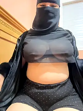 Snapshot of _Laiali_ chatting on October 2025 11:38:02 AM Laiali online show from October 2025 11:38:02 AM