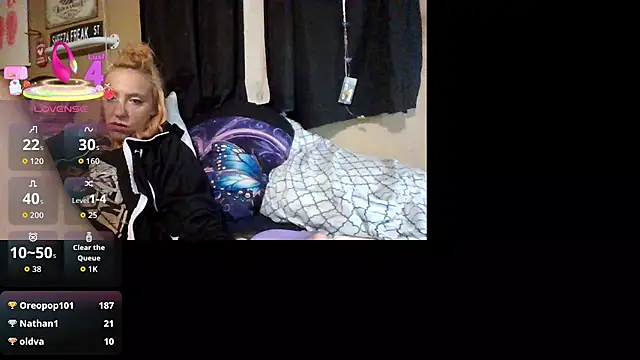 flavi1996 online show from October 2025 07:07:02 AM