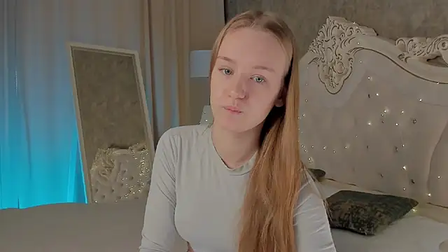 Lucy Shaw online show from October 2025 08:56:02 AM