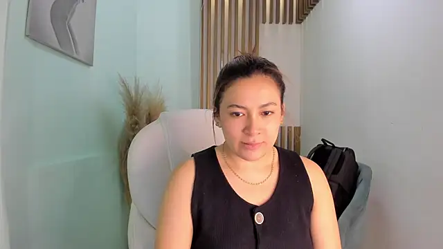 MacarenaRosse online show from September 2025 08:09:02 PM